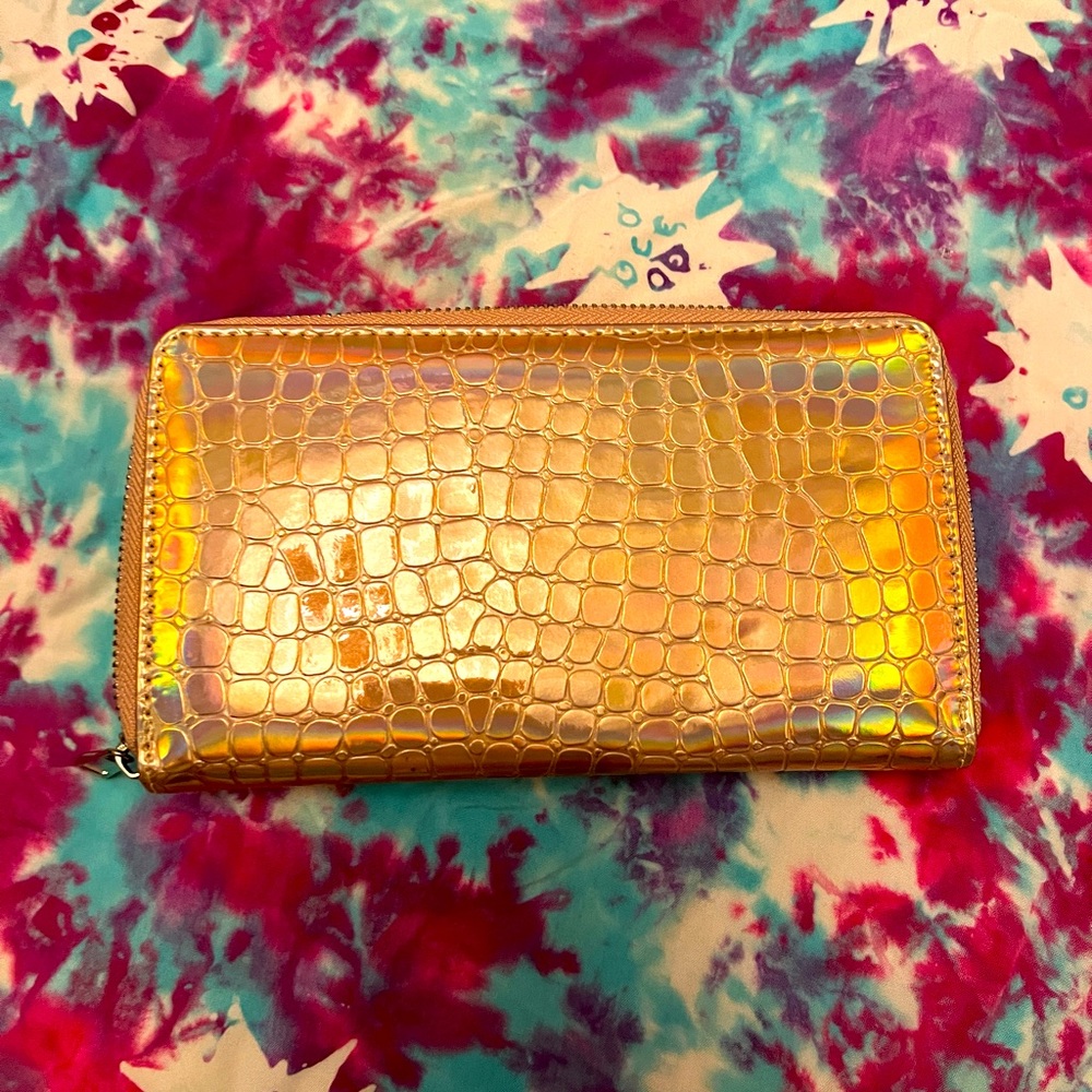 Barbiecore gator wallet